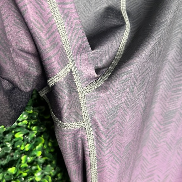 AR-33 alpha high waisted grey and purple ombré legging Sz 3X - Picture 6 of 8
